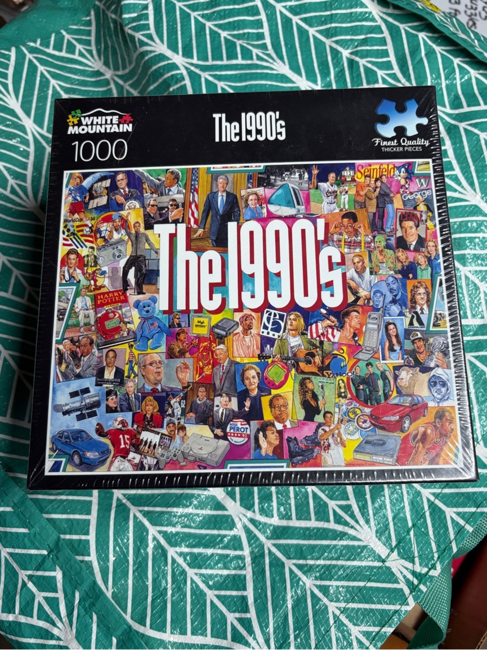 NWT Sealed White Mountain The 1990s Puzzle — Black Box (2021)